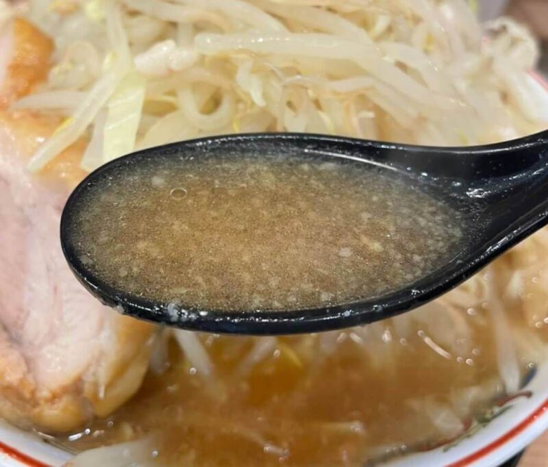 ラーメン豚山 池袋西口店｜スープ