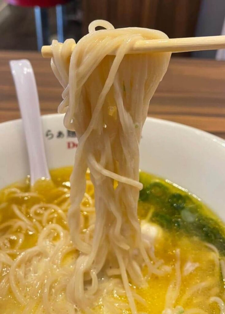 らぁ麺フロマージュ Due Italian 大宮店｜麺２