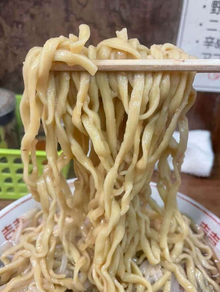 ラーメン二郎 品川店｜麺