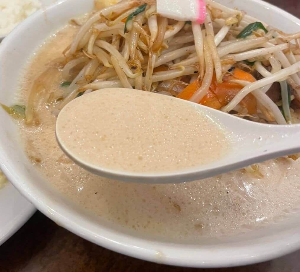 極濃湯麺シントミ 本庄店｜スープ